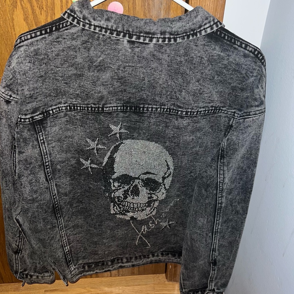Black Washed Jean Jacket w/Skull